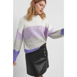 Sweter oversize w pasy. Fioletowe bez kategorii Orsay, s, z elastanu. W wyprzedaży za 70,00 zł.