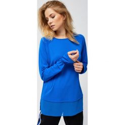 Bluzka z łączonych materiałów. Niebieskie bluzki damskie Moodo, xs, bez wzorów, z materiału, bez kołnierzyka, bez rękawów. Za 39,99 zł.