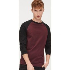 Koszulka basic baseball - Bordowy. Czerwone koszulki męskie Cropp, s, bez wzorów, bez kołnierzyka, bez rękawów. Za 39,99 zł.