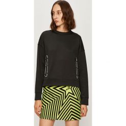 Love Moschino - Bluza. Czarne bluzy damskie Love Moschino, z aplikacjami, z elastanu, bez rękawów, bez kaptura. Za 989,90 zł.