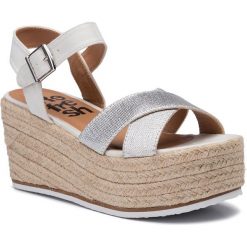 Espadryle REFRESH - 69735 Ice. Szare espadryle damskie Refresh, bez wzorów, ze skóry ekologicznej, bez obcasa, na obcasie. W wyprzedaży za 139,00 zł.