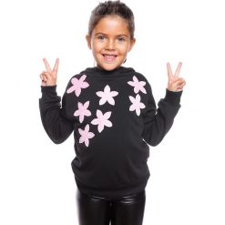 Bluza w kolorze czarno-jasnoróżowym. Różowe bluzy niemowlęce La Petit Parisienne, z aplikacjami, bez rękawów, bez kaptura. W wyprzedaży za 85,95 zł.