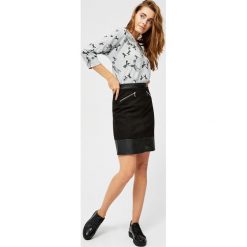 Spódnica z łączonych materiałów. Spódniczki damskie Moodo, s, bez wzorów, z materiału. Za 39,99 zł.