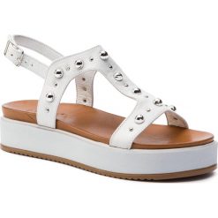 Sandały INUOVO - 112013 White. Białe klapki damskie Inuovo, bez wzorów, ze skóry, bez obcasa. Za 339,00 zł.
