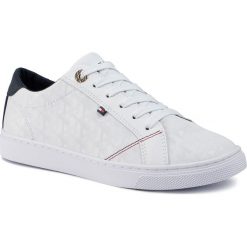 Sneakersy TOMMY HILFIGER - Tommy Jacquard Leather Sneaker FW0FW04602 White YBS. Białe półbuty damskie TOMMY HILFIGER, ze skóry ekologicznej. Za 449,00 zł.