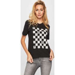 Vans - T-shirt x Harry Potter. Czarne t-shirty damskie Vans, s, z nadrukiem, z bawełny, z okrągłym kołnierzem. W wyprzedaży za 119,90 zł.