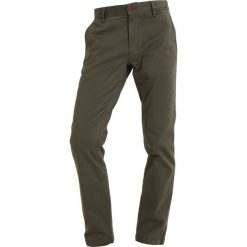 Chinosy męskie: BOSS Orange Chinosy khaki