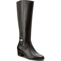 Kozaki TAMARIS - 1-25532-29 Black Uni 007. Czarne bez kategorii marki Tamaris, ze skóry, na obcasie. W wyprzedaży za 229,00 zł.
