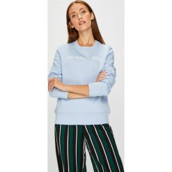 Calvin Klein Jeans - Bluza. Szare bluzy damskie Calvin Klein Jeans, s, z nadrukiem, z bawełny, bez rękawów, bez kaptura. W wyprzedaży za 299,90 zł.