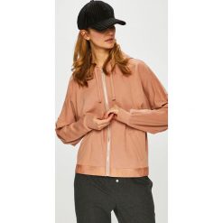 Calvin Klein Underwear - Bluza. Różowe bluzy damskie Calvin Klein Underwear, s, z nadrukiem, z elastanu, bez rękawów, z kapturem. W wyprzedaży za 229,90 zł.