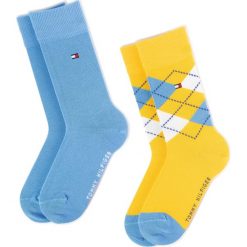 Zestaw 2 par wysokich skarpet unisex TOMMY HILFIGER - 334013001 Yellow/Blue 740. Niebieskie skarpetki damskie TOMMY HILFIGER, bez wzorów, z elastanu. Za 39,99 zł.