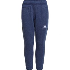 Adidas Performance STADIUM Spodnie treningowe mottled blue. Różowe spodnie chłopięce marki adidas Performance, z dzianiny, z okrągłym kołnierzem. W wyprzedaży za 161,10 zł.