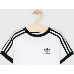 Adidas Originals - T-shirt dziecięcy 104-128 cm. Białe t-shirty chłopięce adidas Originals, bez wzorów, z elastanu, bez rękawów. Za 79,90 zł.
