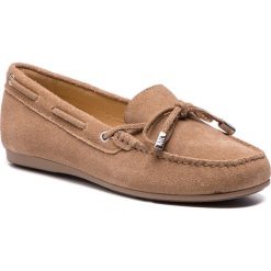 Mokasyny MICHAEL MICHAEL KORS - Sutton Moc 40R7STFR1S Warm Taupe. Pomarańczowe mokasyny damskie MICHAEL Michael Kors, ze skóry, na płaskiej podeszwie. W wyprzedaży za 379,00 zł.