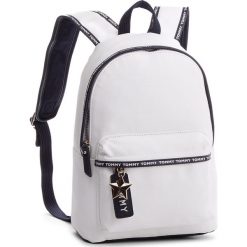Torebki i plecaki damskie: Plecak TOMMY HILFIGER – Th Logo Tape Mini Backpack AW0AW05088 104