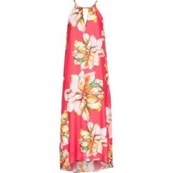 Sukienka w kwiaty bonprix jasnopomarańczowy w kwiaty. Pomarańczowe sukienki damskie bonprix, w kwiaty, bez kołnierzyka, bez rękawów. Za 59,99 zł.