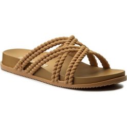 Klapki MELISSA - Cosmic + Salinas Ad 32283 Beige 01576. Pomarańczowe klapki damskie Melissa, bez wzorów, z tworzywa sztucznego, bez obcasa. W wyprzedaży za 179,00 zł.