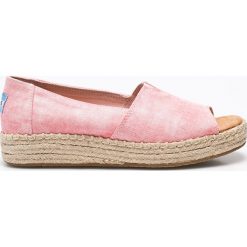Toms - Espadryle. Różowe espadryle damskie marki Toms, bez wzorów, z materiału, bez obcasa, na obcasie. W wyprzedaży za 179,90 zł.