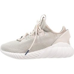 Adidas Originals TUBULAR DOOM SOCK PK Tenisówki i Trampki trace khaki/vintage white. Brązowe trampki dziewczęce adidas Originals, z tworzywa sztucznego. W wyprzedaży za 239,40 zł.