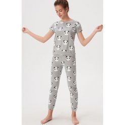 Piżama w pandy - Jasny szary. Szare piżamy damskie Sinsay, xl, bez wzorów, bez rękawów. Za 59,99 zł.
