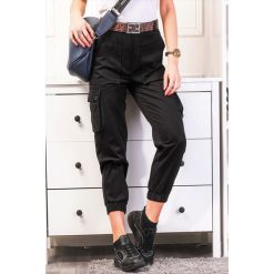 Spodnie KRISIA BLACK. Czarne spodnie damskie Spodnie KRISIA BLACK, s. W wyprzedaży za 69,00 zł.