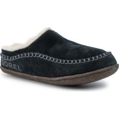 Kapcie SOREL - Falcon Ridge II NM3462 Black/Dark Stone 010. Niebieskie klapki męskie Sorel, bez wzorów, z wełny. W wyprzedaży za 209,00 zł.