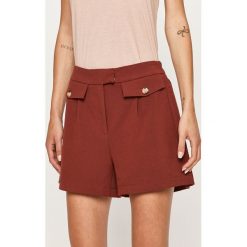 Vero Moda - Szorty. Szorty damskie Vero Moda, z haftami, z elastanu, casualowe. W wyprzedaży za 99,90 zł.