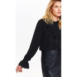 KOSZULA ELEGANCKA DAMSKA Z DELIKATNĄ FALBANĄ. Czarne koszule damskie Top Secret, na lato, m, bez wzorów, z tkaniny, eleganckie, z falbankami, bez rękawów. W wyprzedaży za 39,99 zł.