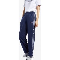 Reebok Classics Vector Tape Spodnie dresowe Niebieski. Niebieskie spodnie damskie Reebok, s, z poliesteru. Za 240,95 zł.