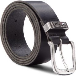 Pasek Męski TOMMY JEANS - Tjm Metal Loop Belt AM0AM03491 002. Czarne paski męskie Tommy Jeans, w paski, z jeansu. Za 229,00 zł.