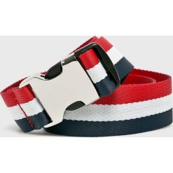 Tommy Jeans - Pasek. Szare paski damskie marki Tommy Jeans, w paski, z poliesteru. Za 179,90 zł.