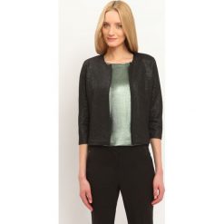 ŻAKIET DAMSKI KLASYCZNY. Szare marynarki i żakiety damskie Top Secret, eleganckie. Za 89,99 zł.