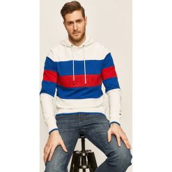 Tommy Hilfiger - Bluza. Białe bluzy męskie TOMMY HILFIGER, s, z aplikacjami, z bawełny, z kapturem, bez rękawów, z kapturem. Za 579,90 zł.