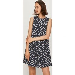 Tommy Jeans - Sukienka. Niebieskie sukienki damskie Tommy Jeans, na co dzień, s, w kwiaty, z poliesteru, casualowe, z okrągłym kołnierzem, bez rękawów, mini, rozkloszowane. Za 449,90 zł.