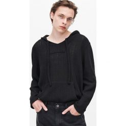 Dzianinowa bluza z kapturem -. Bluzy męskie Reserved, s, bez wzorów, z dzianiny, z kapturem, bez rękawów, z kapturem. Za 139,99 zł.