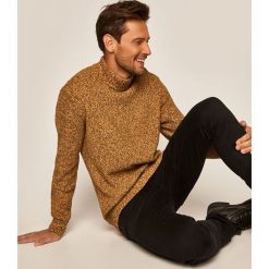 Medicine - Sweter Back To The Classic. Pomarańczowe swetry męskie MEDICINE, s, bez wzorów, z bawełny, z golfem, bez kaptura. W wyprzedaży za 90,90 zł.