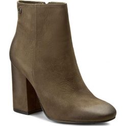 Botki CARINII - B3788 I43-000-PSK-C00. Zielone buty zimowe damskie marki Carinii, z materiału, na obcasie. W wyprzedaży za 249,00 zł.