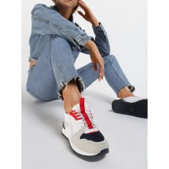 Biało-Granatowe Sneakersy Halifer. Białe sneakersy damskie Renee. W wyprzedaży za 69,99 zł.