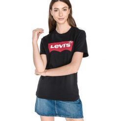 Levi's Koszulka Czarny. Czarne podkoszulki męskie Levi's®, s, z nadrukiem, z bawełny, bez kołnierzyka. Za 102,95 zł.