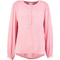 Bluzki asymetryczne: Kaffe KARLA AMBER Bluzka bright rose