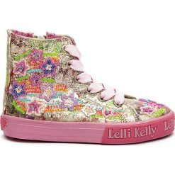 Sneakersy w kolorze złotym ze wzorem. Żółte trampki dziewczęce Lelli Kelly, bez wzorów, na sznurówki. W wyprzedaży za 185,95 zł.