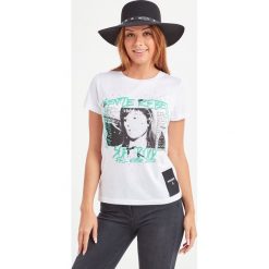 T-SHIRT PATRIZIA PEPE. T-shirty damskie Patrizia Pepe, s, bez wzorów, bez kołnierzyka. Za 439,00 zł.