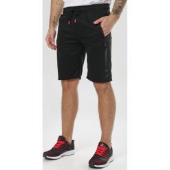 Czarne Szorty Arieros. Czarne spodenki i szorty męskie Born2be, xl, bez wzorów. W wyprzedaży za 39,99 zł.