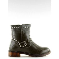 Botki militarne zielone A-30 Green. Zielone botki damskie ButyModne, ze skóry ekologicznej, militarne, bez obcasa, na płaskiej podeszwie, na zamek. W wyprzedaży za 73,81 zł.