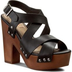 Sandały PEPE JEANS - Joplin Cross PLS90152 Black 999. Czarne klapki damskie Pepe Jeans, bez wzorów, z jeansu, bez obcasa, na obcasie. W wyprzedaży za 289,00 zł.