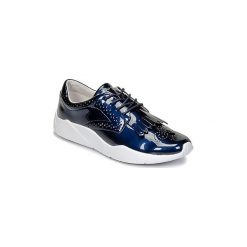 Derby Mellow Yellow AVAGOLF. Niebieskie półbuty damskie Mellow Yellow, bez wzorów, bez obcasa, bez zapięcia. Za 272,30 zł.