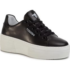 Sneakersy TOGOSHI - TG-03-04-000201 101. Czarne półbuty damskie Togoshi, bez wzorów, ze skóry, bez obcasa, na obcasie, bez zapięcia. Za 419,00 zł.