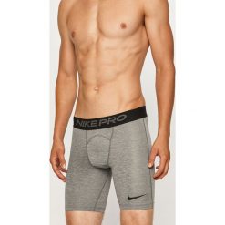 Nike - Szorty. Czarne spodenki sportowe męskie Nike, s, z nadrukiem, z elastanu, sportowe. Za 99,90 zł.