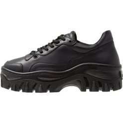 Bronx Sneakersy niskie black. Czarne trampki i tenisówki damskie marki Bronx, bez wzorów, ze skóry, bez zapięcia. Za 519,00 zł.