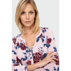 Koszula w kwiaty. Koszule damskie Greenpoint, w kwiaty, z wiskozy. Za 24,99 zł.